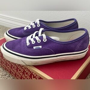 VANS Purple Suede Sneakers